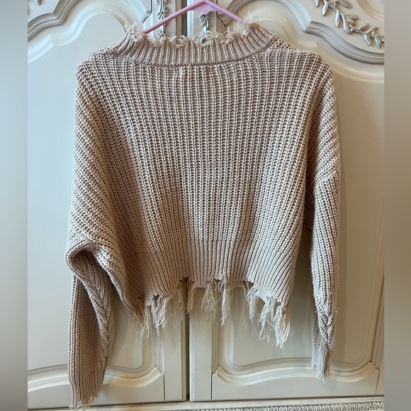 Sweater - Picture 5 of 5